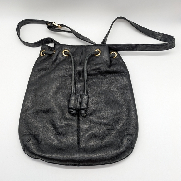 Vintage Handbags - Vintage A Giannetti Black Leather Drawstring Knapsack Shoulder Bag